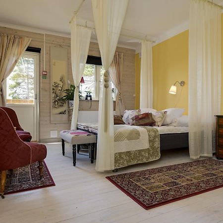 Bed and Breakfast Kolmardsgarden Kolmården Exterior foto